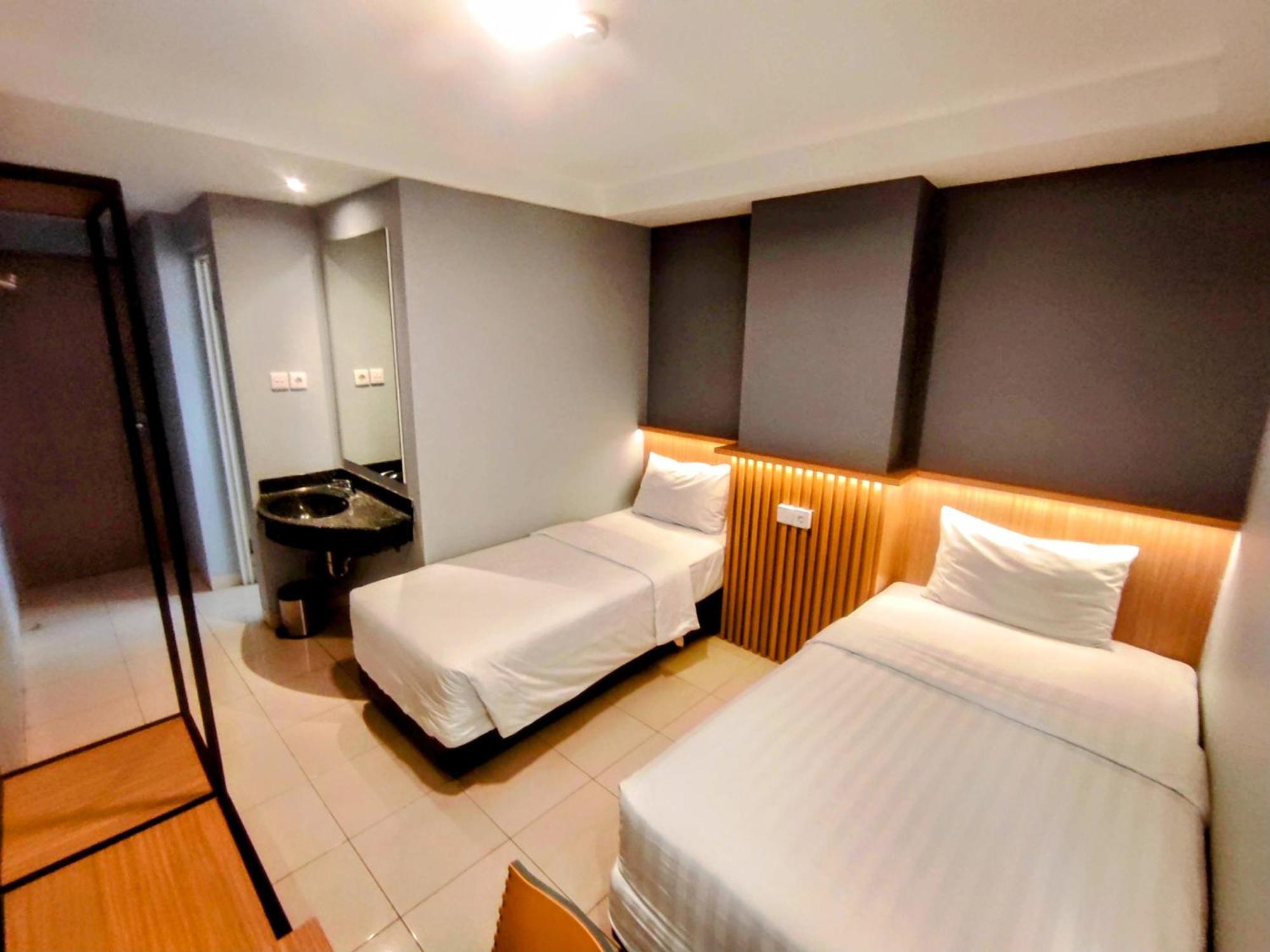 ג'קרטה Studio One Thamrin Hotel מראה חיצוני תמונה