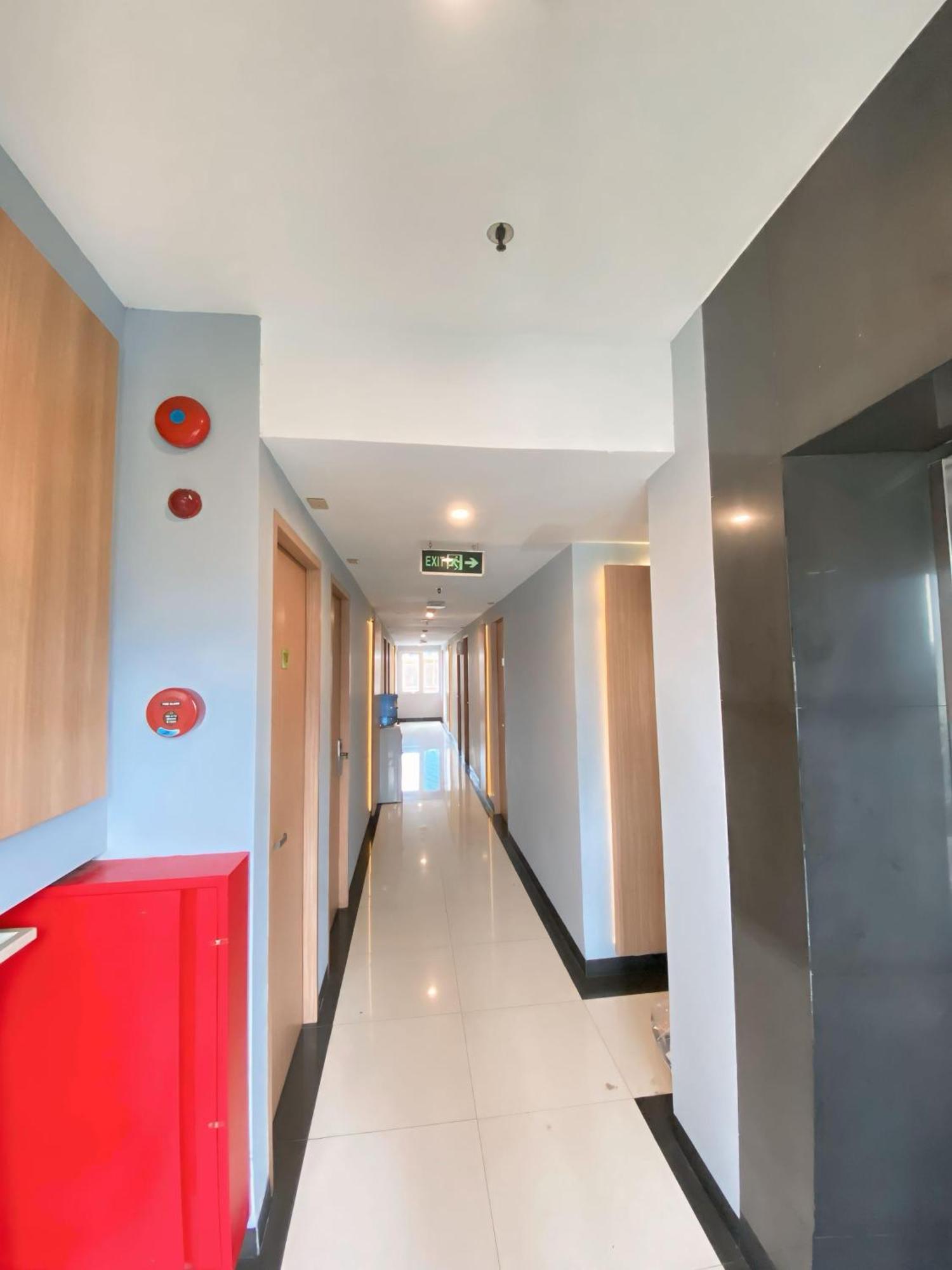 ג'קרטה Studio One Thamrin Hotel מראה חיצוני תמונה