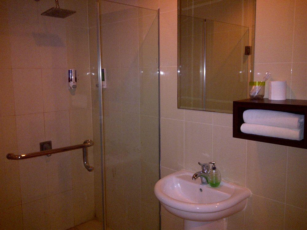 ג'קרטה Studio One Thamrin Hotel מראה חיצוני תמונה